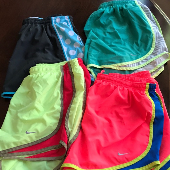Nike Pants - Nike Tempo shorts